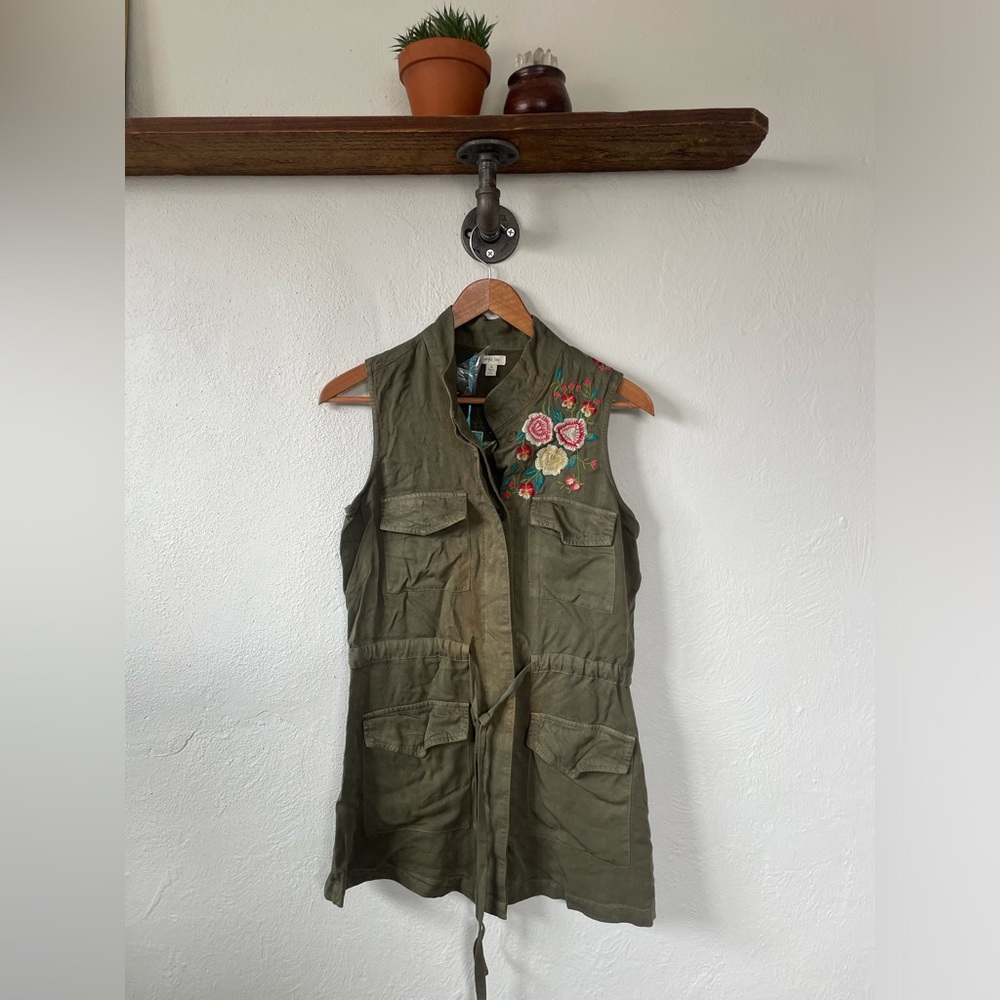 Kyla Seo Parker Vest Small